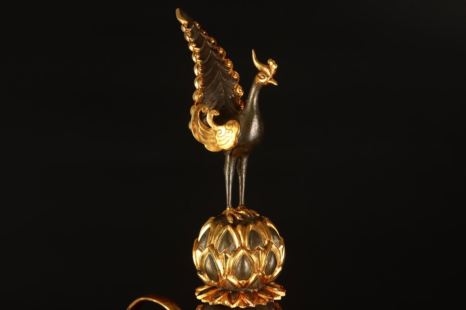 A Exquisite Gilt Bronze Flower Pattern Ewer - 5
