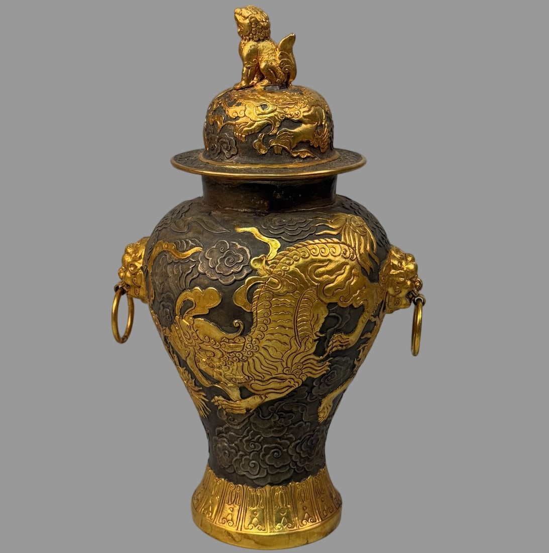 A Exquisite Bronze Gold Plated Dragon Pattern Jar (1 of 11)