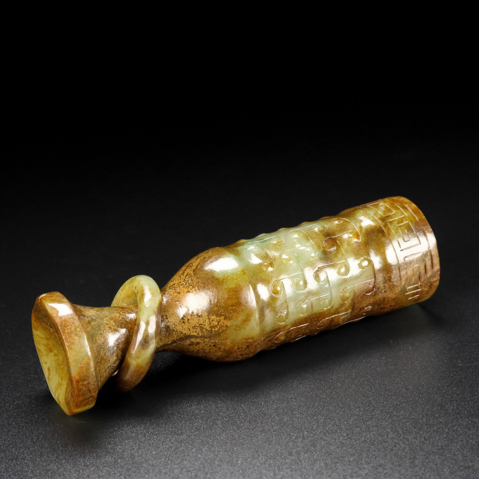 A Exquisite Hotan Jade Cloud Pattern Goblet - 4