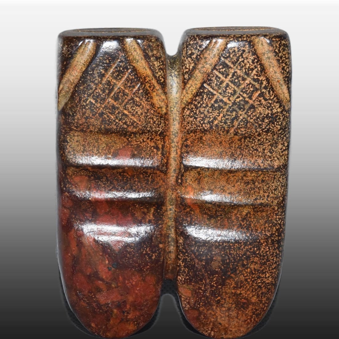 A Exquisite Gaogu Jade Cicada: A Exquisite Gaogu Jade Cicada,Ancient Time, China,Size:4.5inx3.7in,Weight:850g 高古玉蝉,远古时期