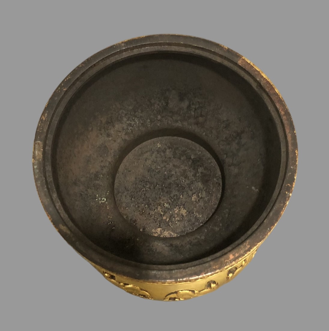 A Exquisite Gilt Bronze Landscape Pattern Censer - 6