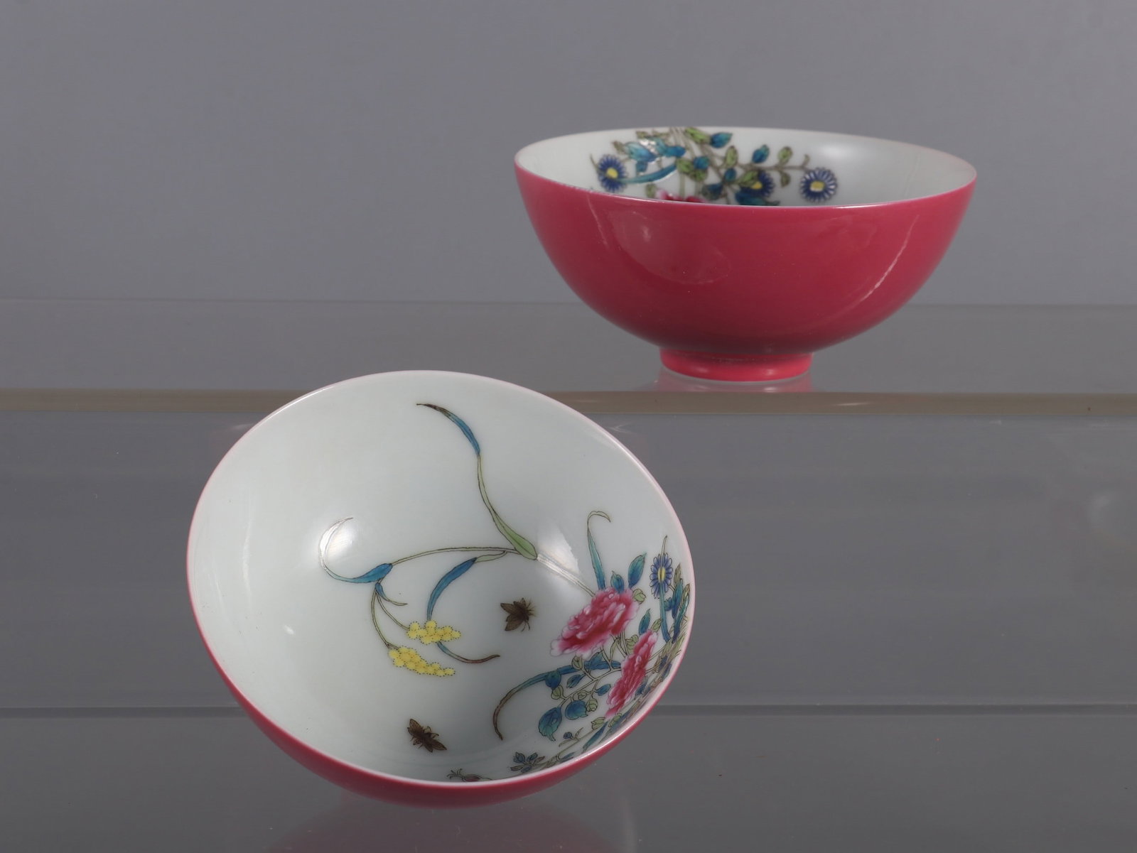 A pair of Exquisite Ruby Red-Glazed Flower Pattern Cup - 3
