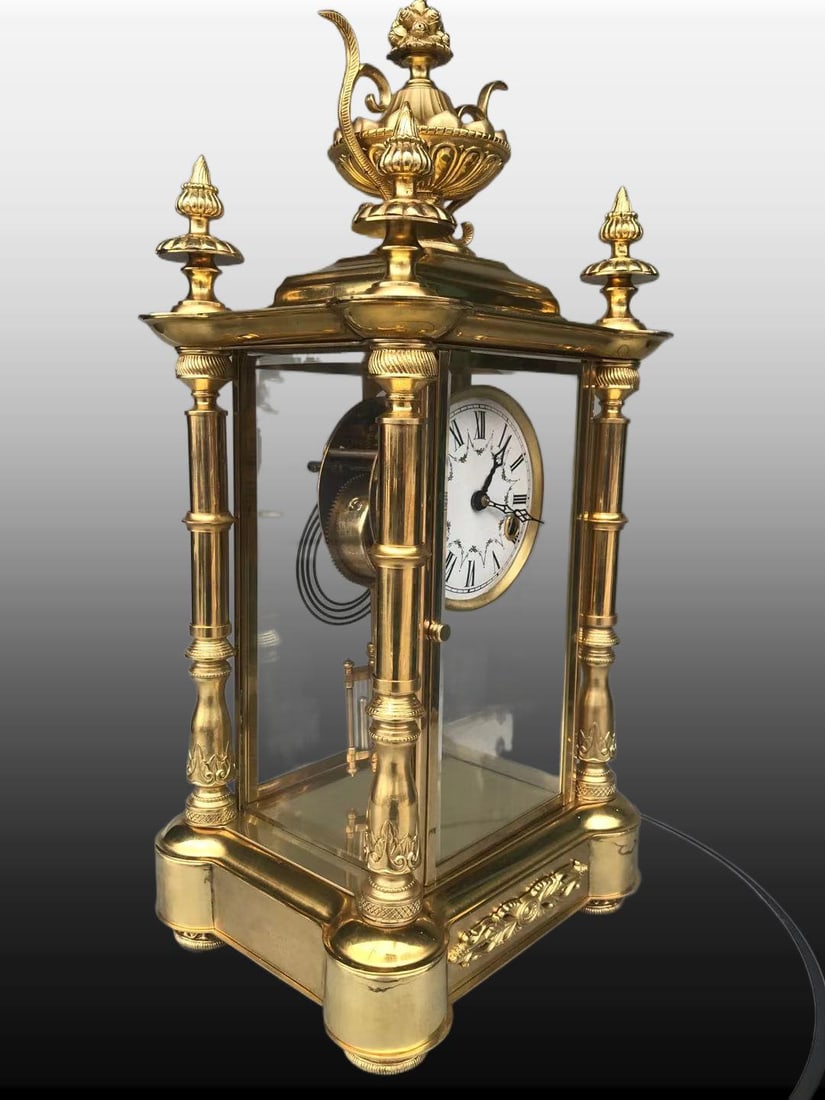 A Exquisite Gilt Bronze Mantel Clock - 2