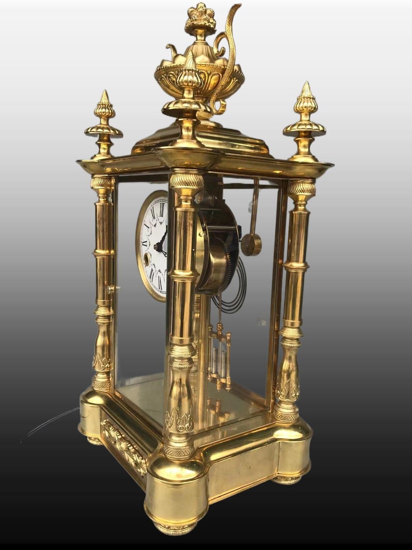 A Exquisite Gilt Bronze Mantel Clock - 3