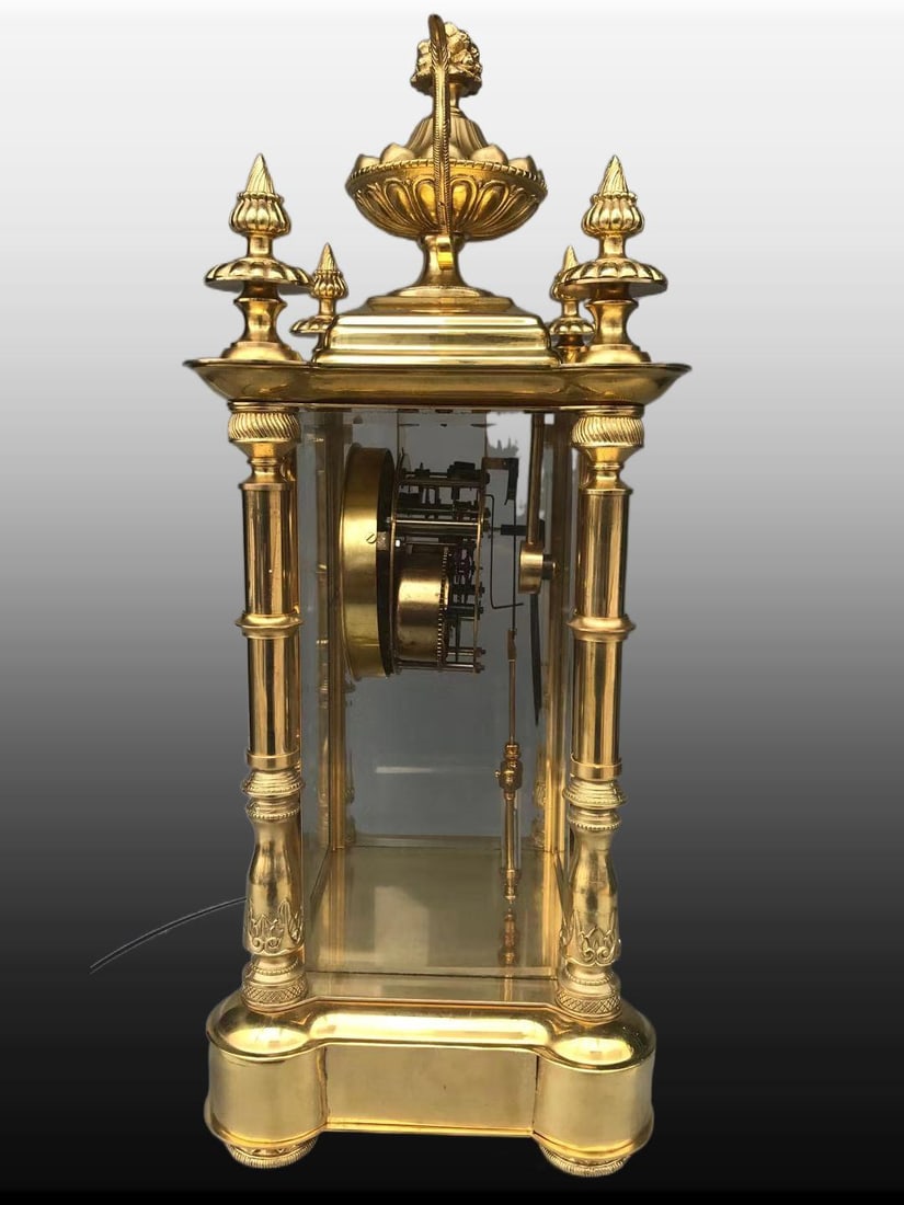 A Exquisite Gilt Bronze Mantel Clock - 4