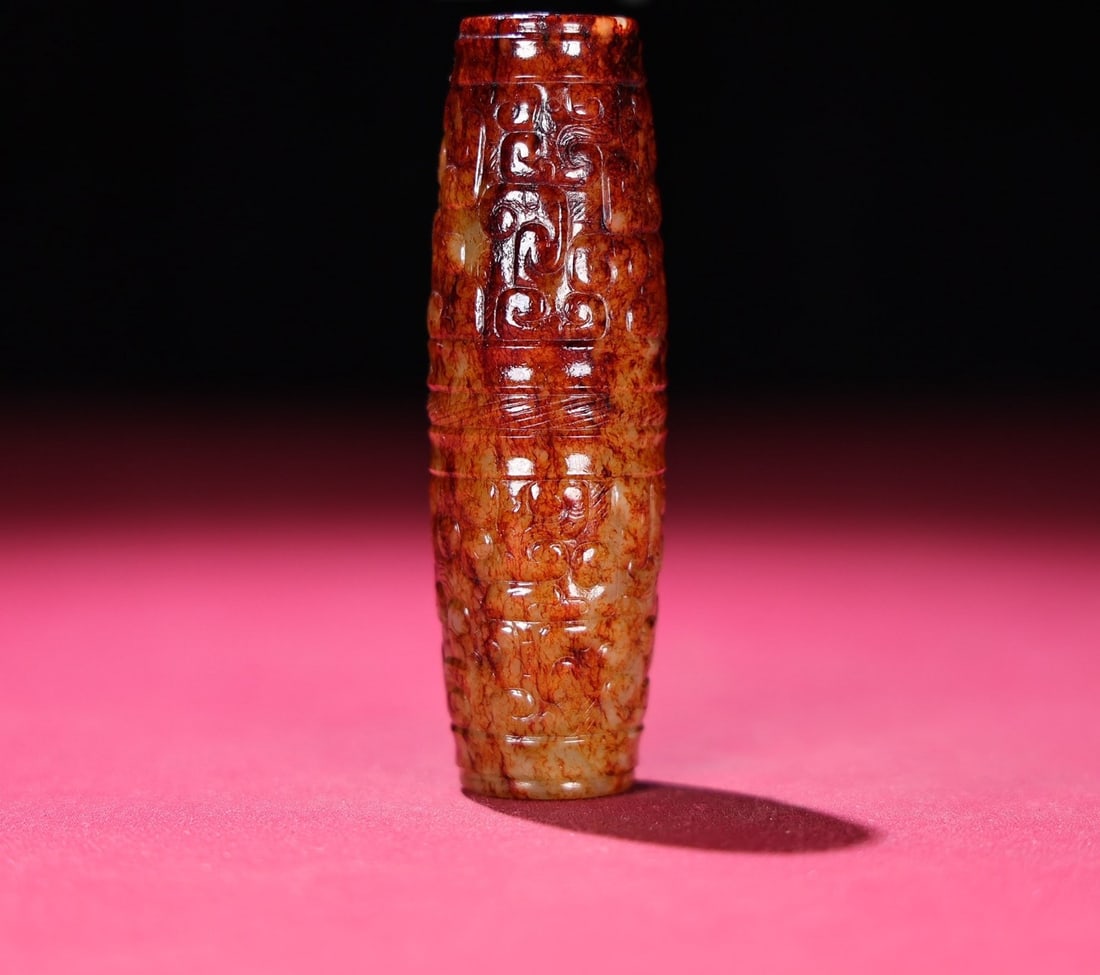 A Exquisite Hetian Jade Handheld Carving: A Exquisite Hetian Jade Handheld Carving,Han Dynasty, China,Size:3.5inx1.1in,Weight:122g 和田玉手把件,中国汉代