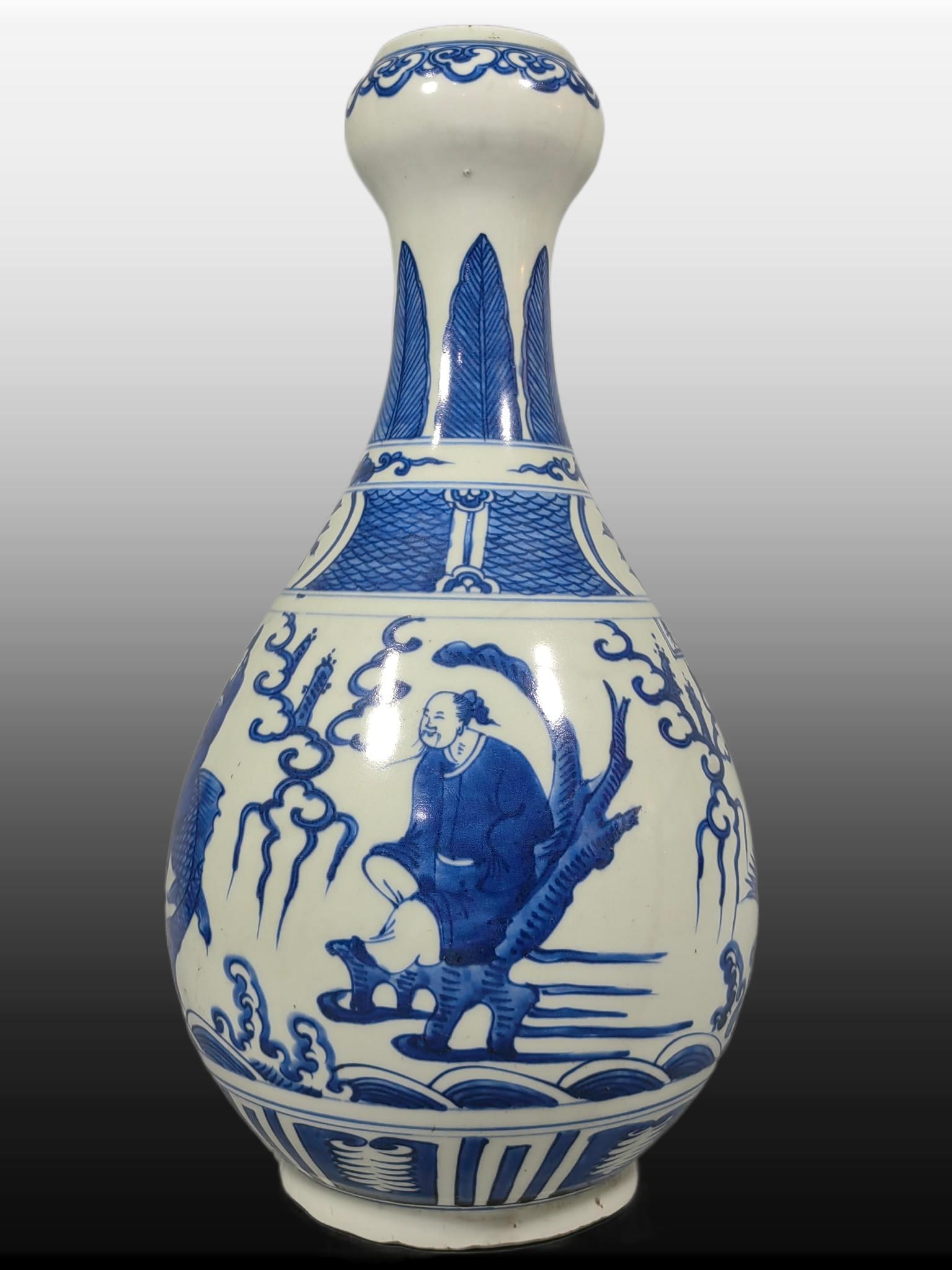 A Exquisite Blue and White Figures Pattern Vase - 3