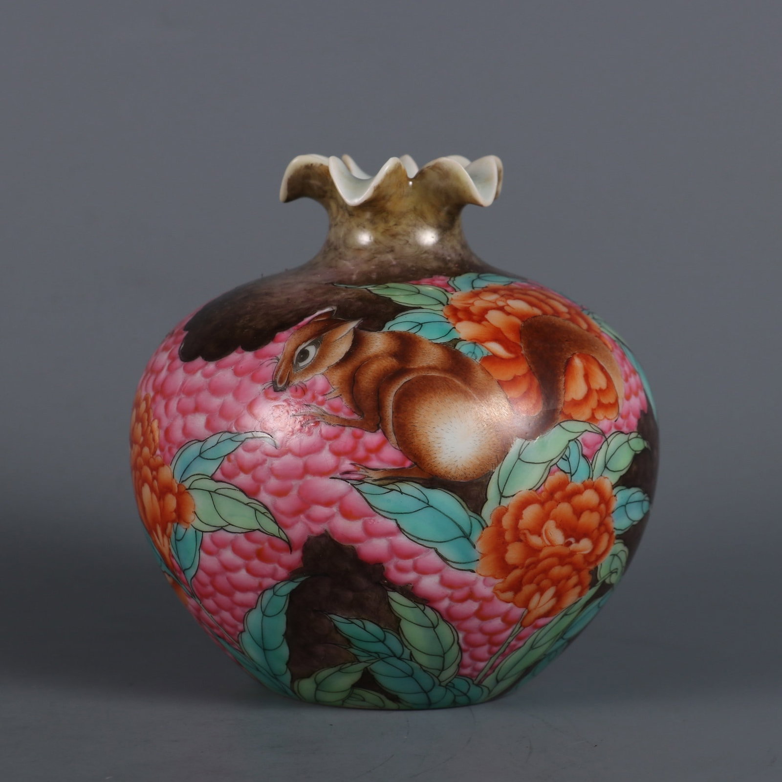 A Exquisite Famille-Rose Squirrel Pattern Pomegranate Vase: A Exquisite Famille-Rose Squirrel Pattern Pomegranate Vase,Qing Dynasty, China,Yongzheng Six-character Mark,Size:3.7inx3.5in