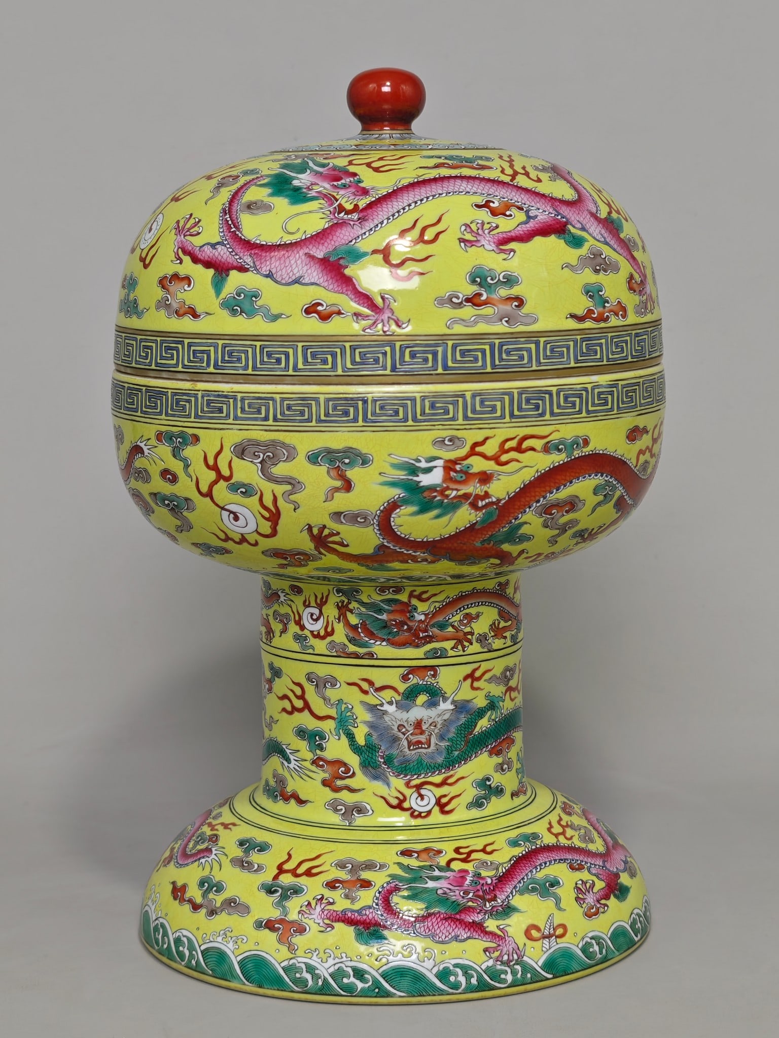 A Exquisite Famille-Rose Yellow Ground Dragon Pattern Jar: A Exquisite Famille-Rose Yellow Ground Dragon Pattern Jar,Qing Dynasty, China,Guangxu Six-character Mark,Size:11.4inx7.1in
