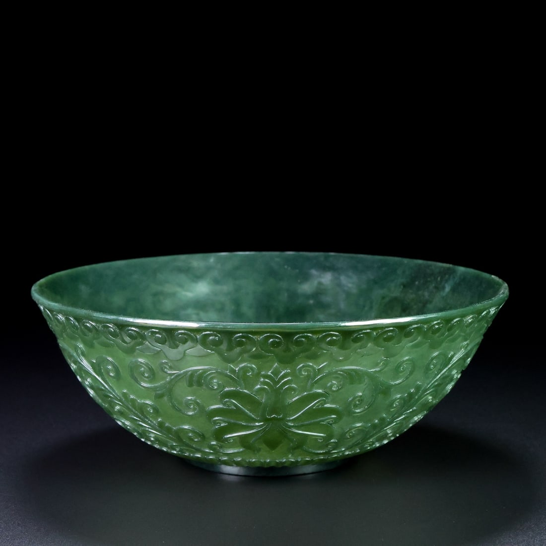 A Exquisite Hotan Jade Flower Pattern Bowl: A Exquisite Hotan Jade Flower Pattern Bowl,Qing Dynasty, China,Size:6.6inx6.6inx2.4in,Weight:354g 和田玉花卉纹碗,中国清代
