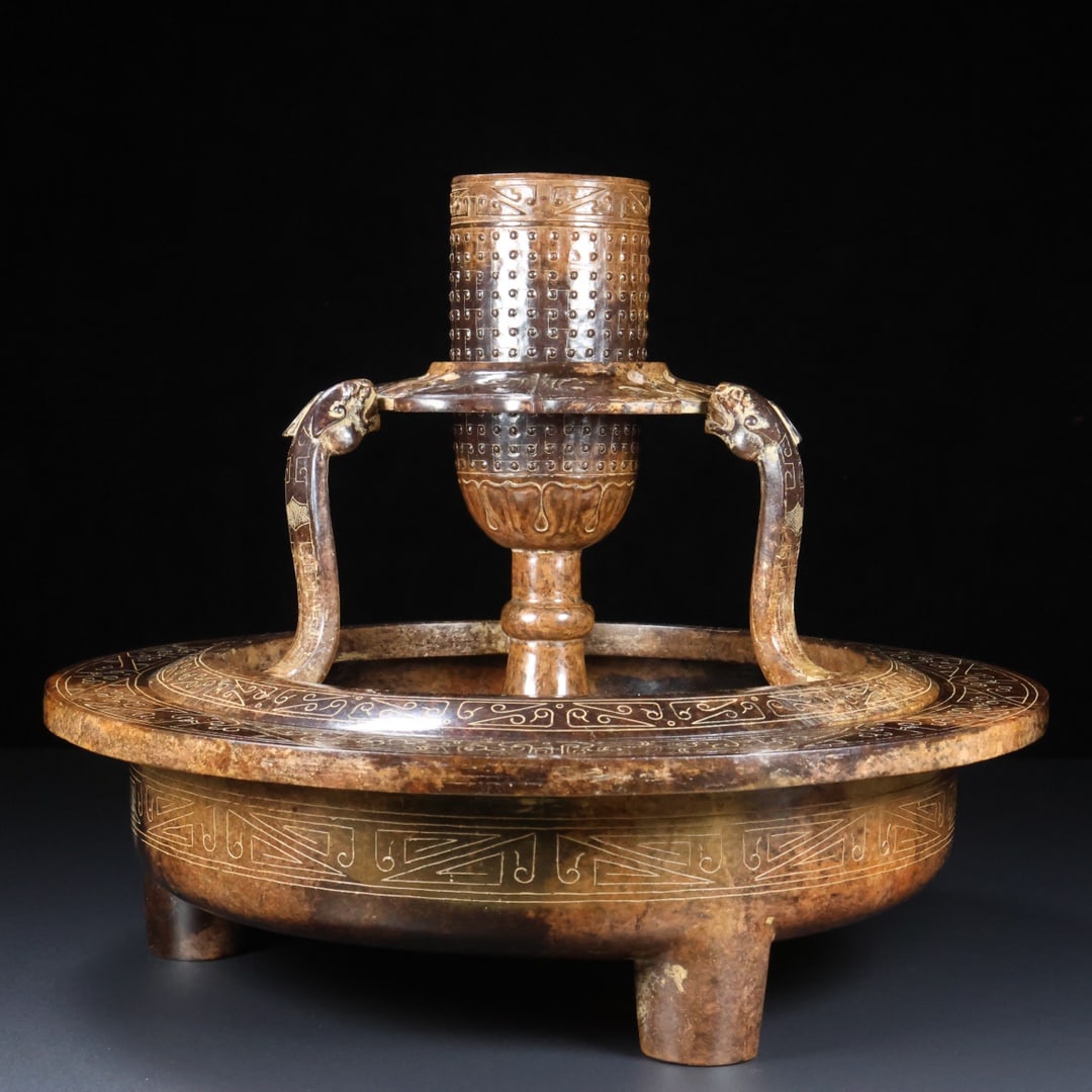 A Exquisite Hotan Jade Dragon Head Cup (1 of 9)