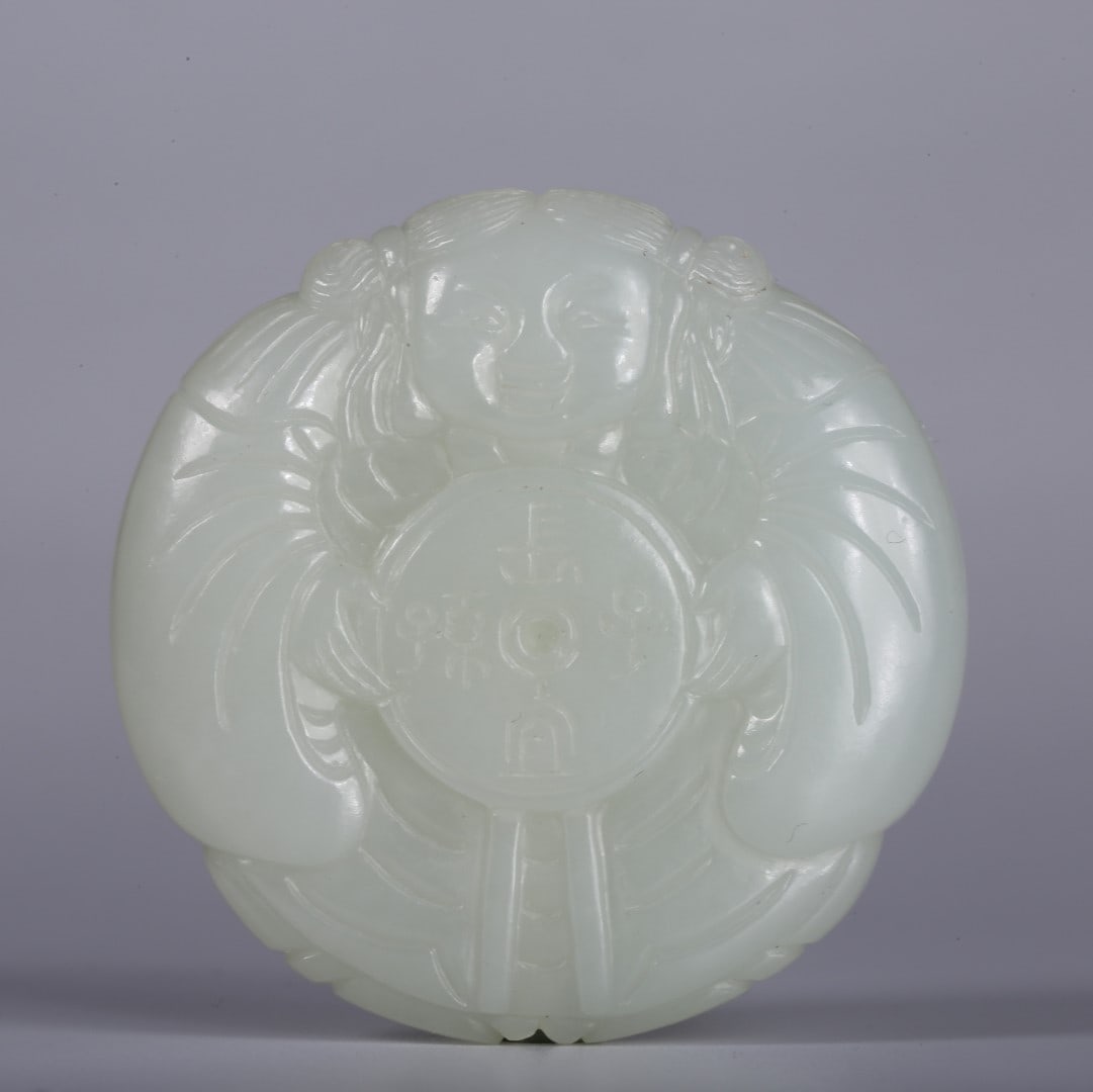 A Exquisite Hotan White Jade Figures Jade pendant: A Exquisite Hotan White Jade Figures Jade pendant,Qing Dynasty, China,Size:2inx0.4inx2in,Weight:52.4g 和田白玉人物玉佩,中国清代