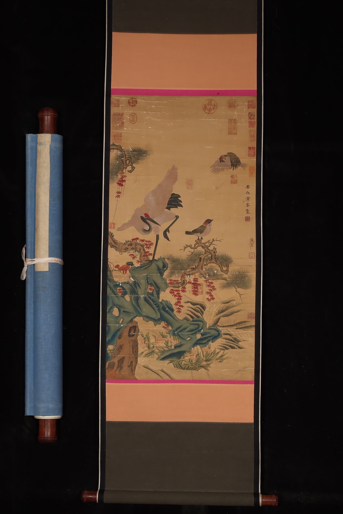 A Chinese Vertical Scroll Ink Painting of Cranes on Silk: A Chinese Vertical Scroll Ink Painting of Cranes on Silk,Five Dynasties,Huang Quan,without frame size:34.3inx17.7in