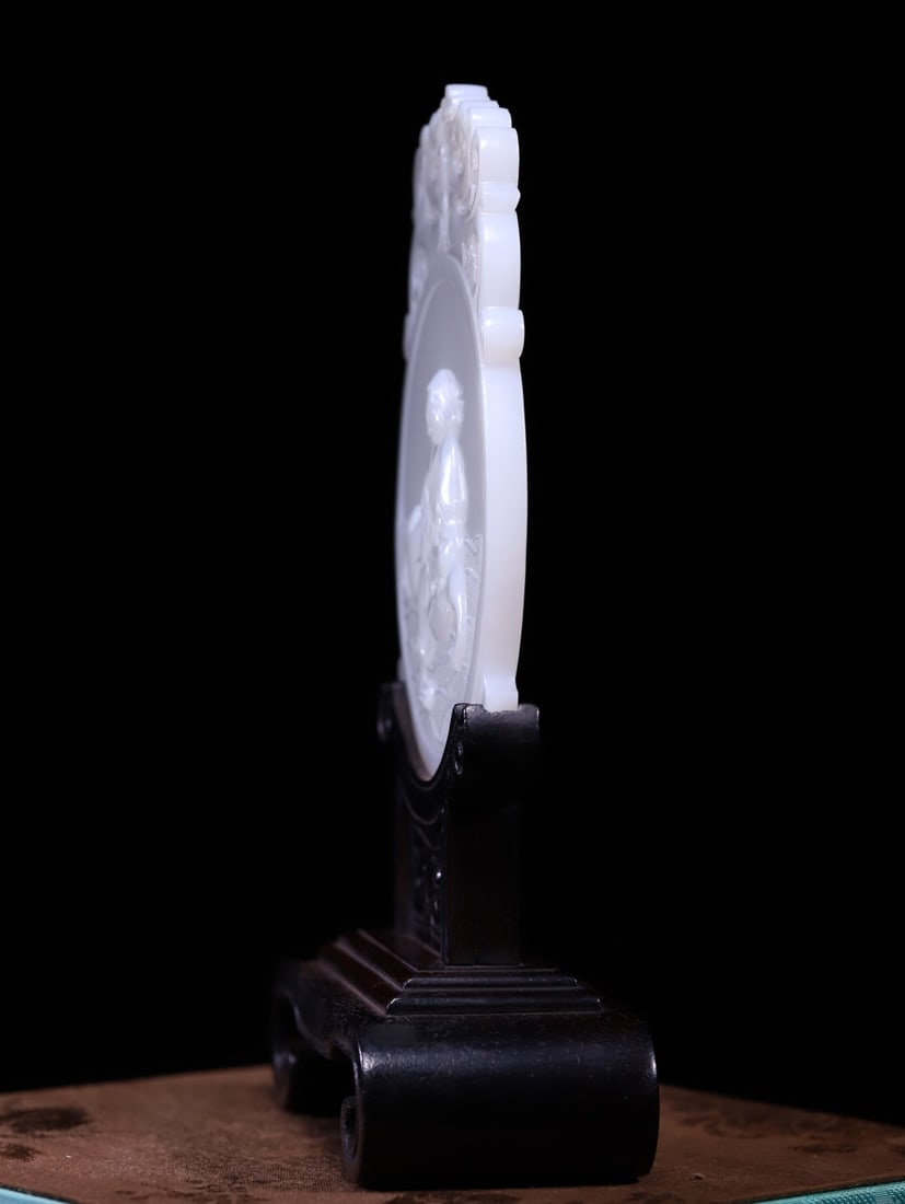 A Exquisite Hotan Jade Figures Pattern Table Screen - 9