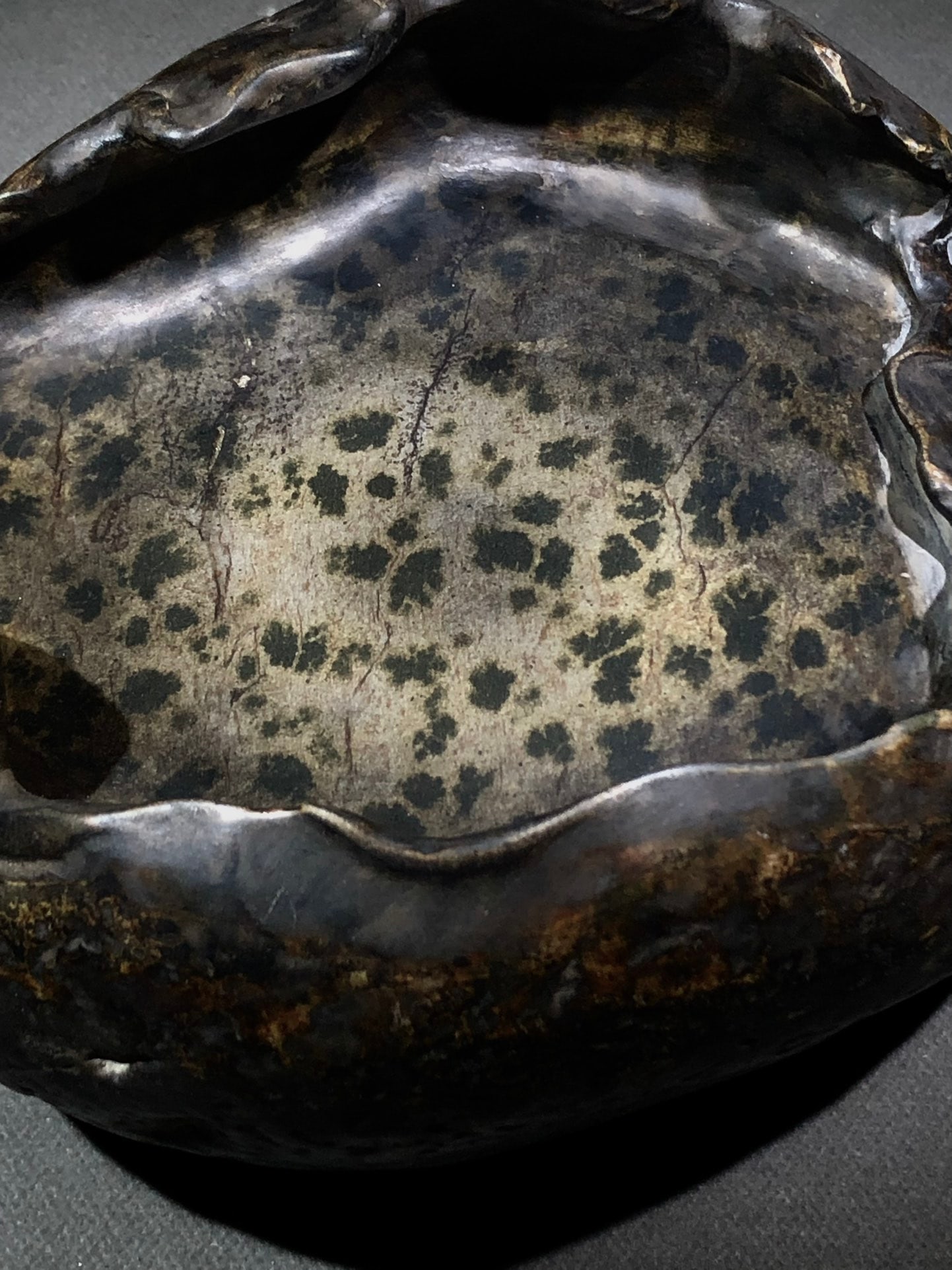 A Exquisite Leopard Pattern Stone Inkstone - 4