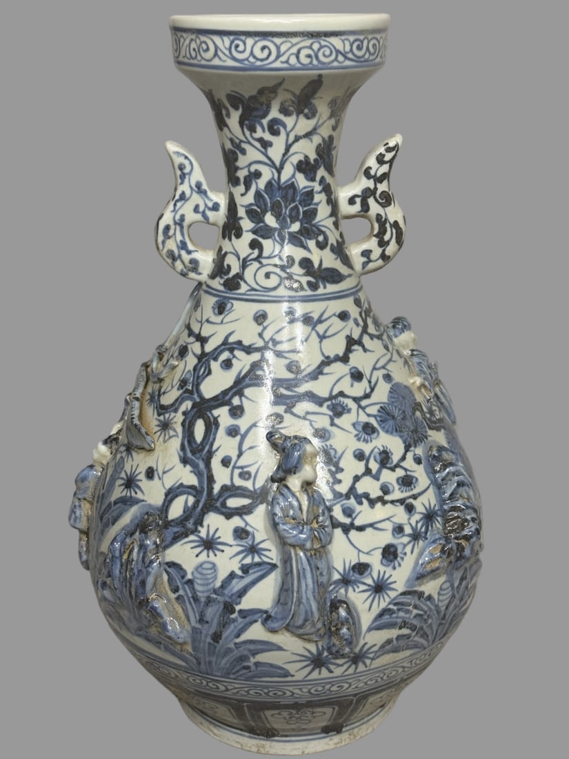 A Exquisite Blue and White Figures Pattern Double-Ears Vase - 3