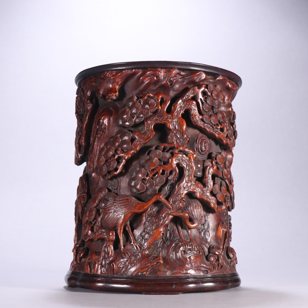 A Exquisite Bamboo Carved Pine and Bamboo Pattern Brush Pot: A Exquisite Bamboo Carved Pine and Bamboo Pattern Brush Pot,Qing Dynasty, China,With Mark,Size:7.1inx6.1in 竹雕松竹纹笔筒,中国清代,
