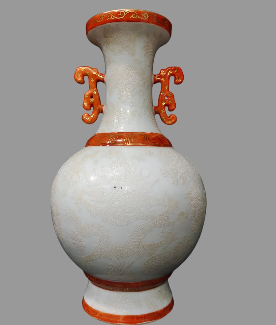 A Exquisite White Glaze Painted Gold Dragon Pattern Double-Ears Vase: A Exquisite White Glaze Painted Gold Dragon Pattern Double-Ears Vase,Qing Dynasty, China,Qianlong Six-character Mark,Size:13.8inx7.9inx3.9in