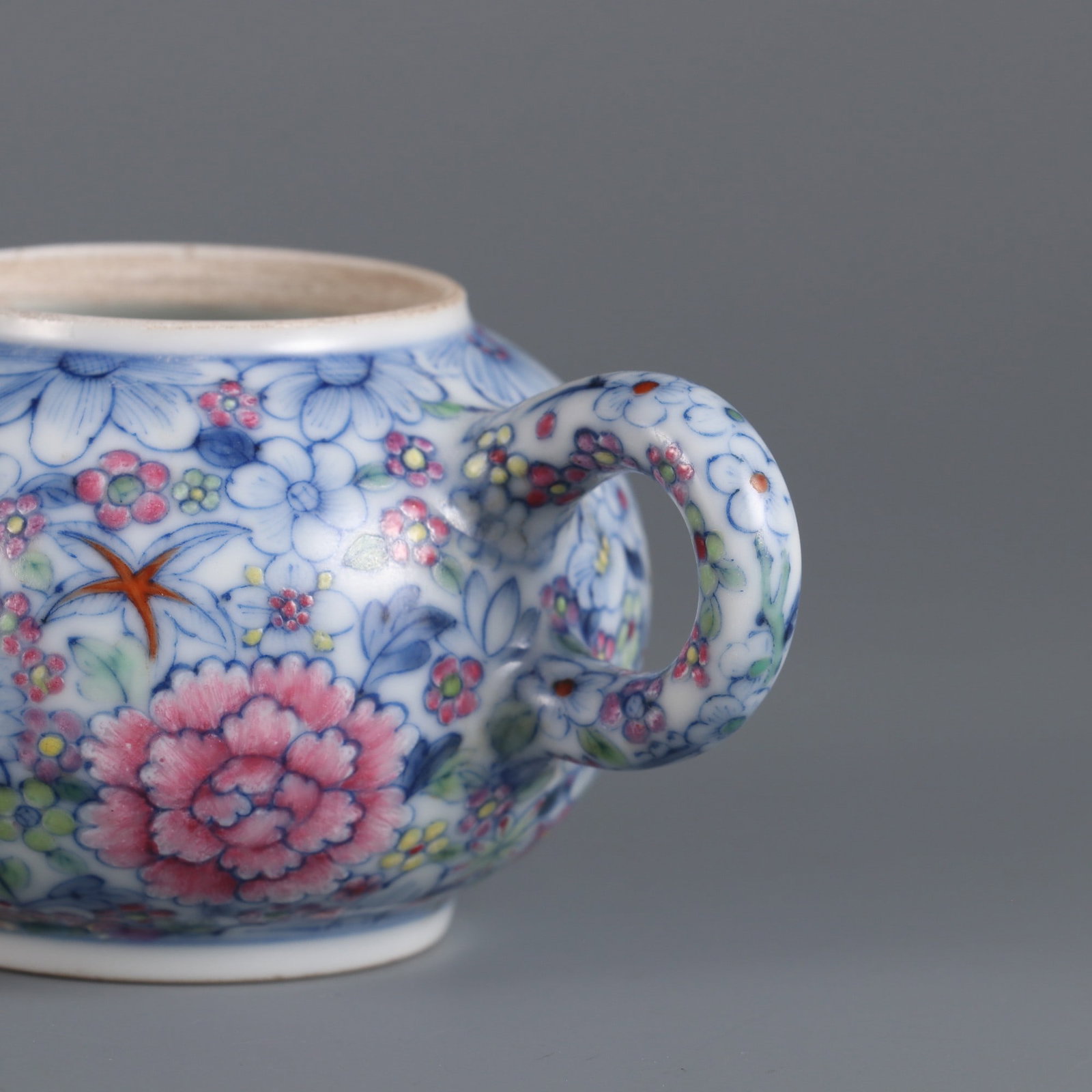 A Exquisite Doucai Flower Pattern Ewer - 6