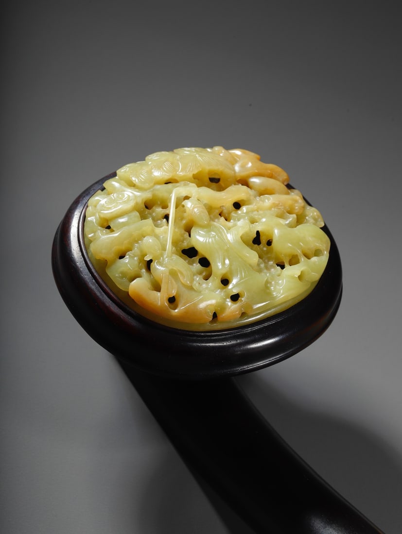A Exquisite Hotan Yellow Jade Figures Pattern Ruyi - 8