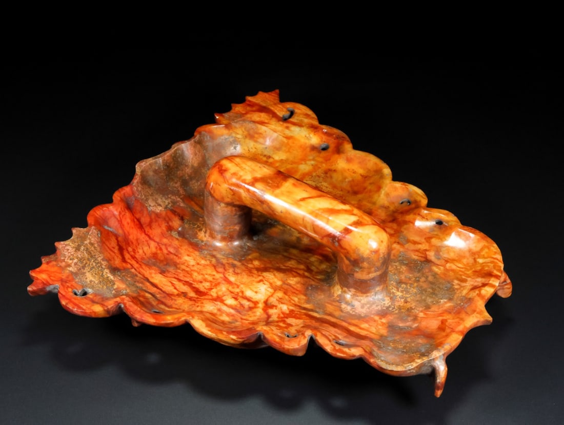 A Exquisite Hotan Jade Auspicious Beast Pattern Shield - 7