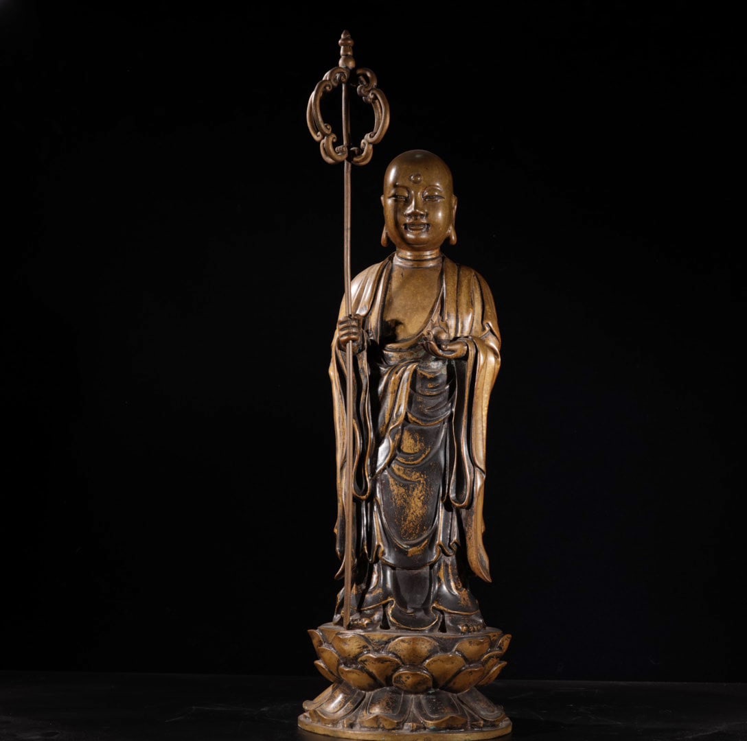 A Exquisite Brass Buddha Statue Ornament (1 of 9)
