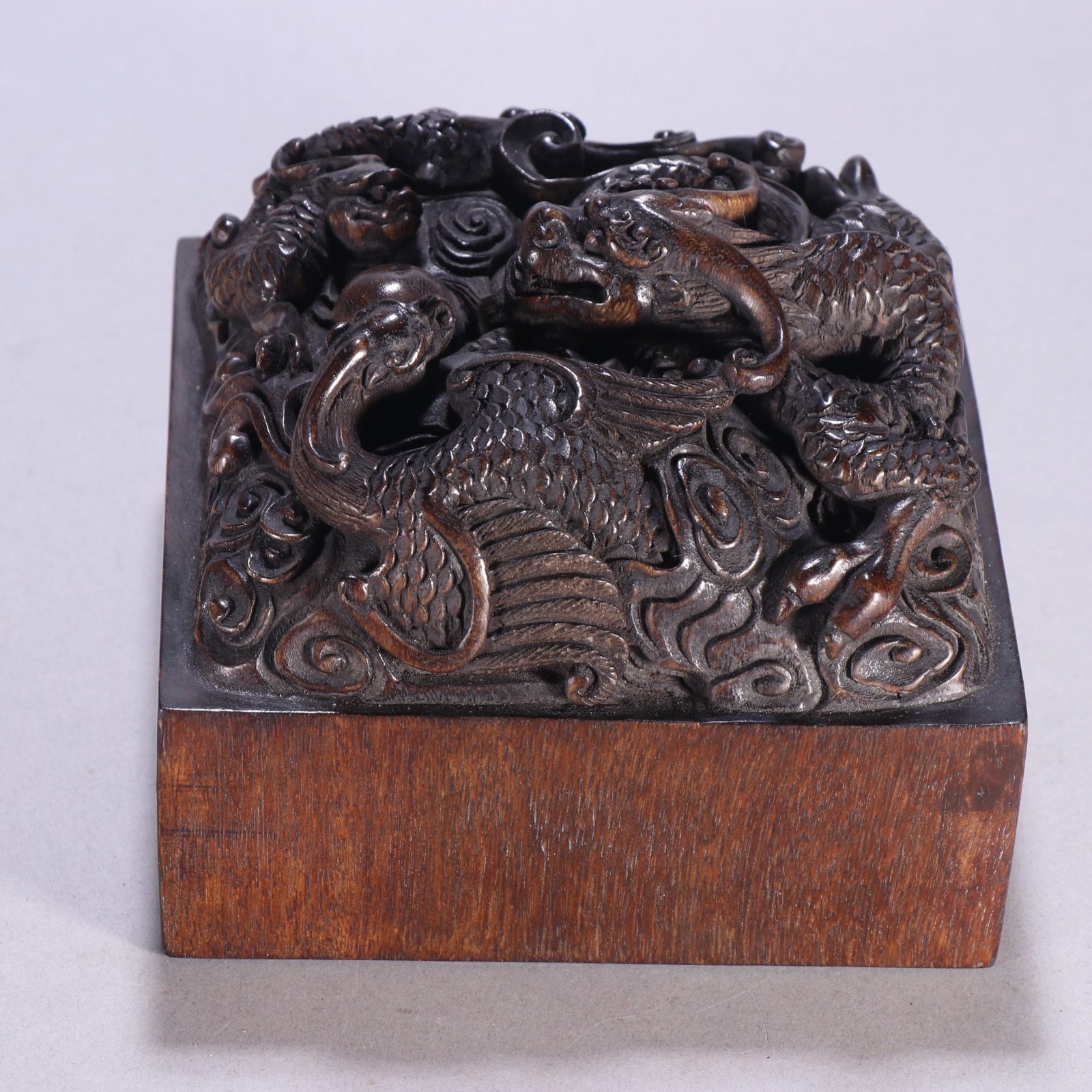 A Exquisite Eaglewood Dragon Pattern Seal - 3