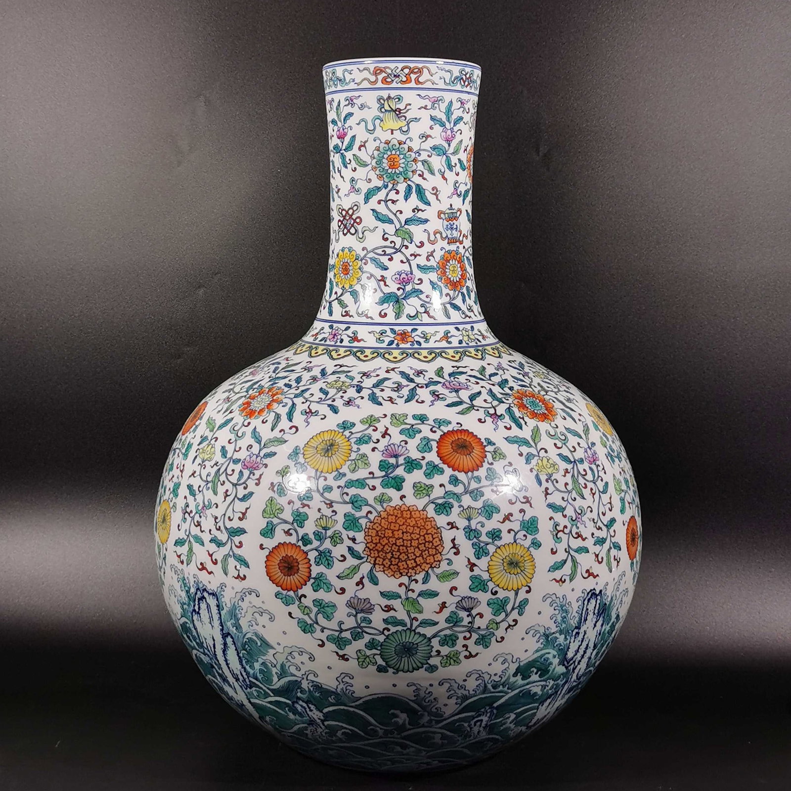 A Exquisite Blue and White Doucai Lotus Pattern Vase: A Exquisite Blue and White Doucai Lotus Pattern Vase,Qing Dynasty, China,Yongzheng Six-character Mark,Size:22.4inx5.1inx15.7in