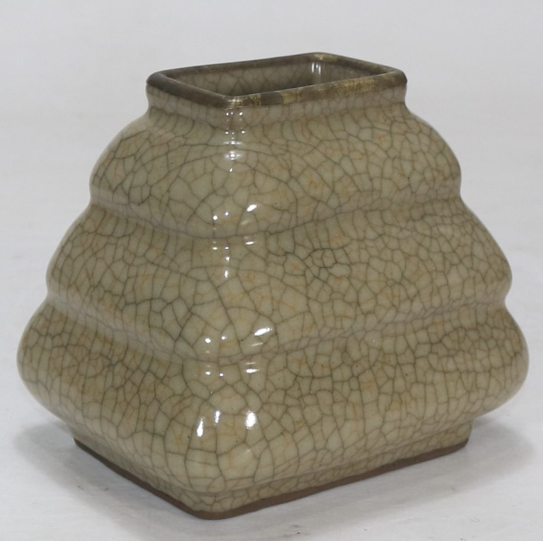 A Exquisite Beige Glazed Ewer: A Exquisite Beige Glazed Ewer,Song Dynasty, China,With Mark,Size:4.5inx2.7in 米黄釉壶,中国宋代,带款