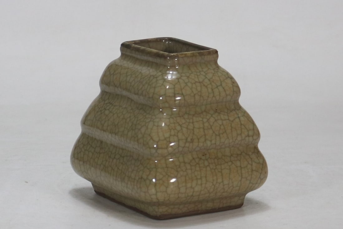 A Exquisite Beige Glazed Ewer - 3