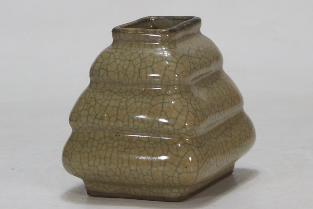 A Exquisite Beige Glazed Ewer - 4