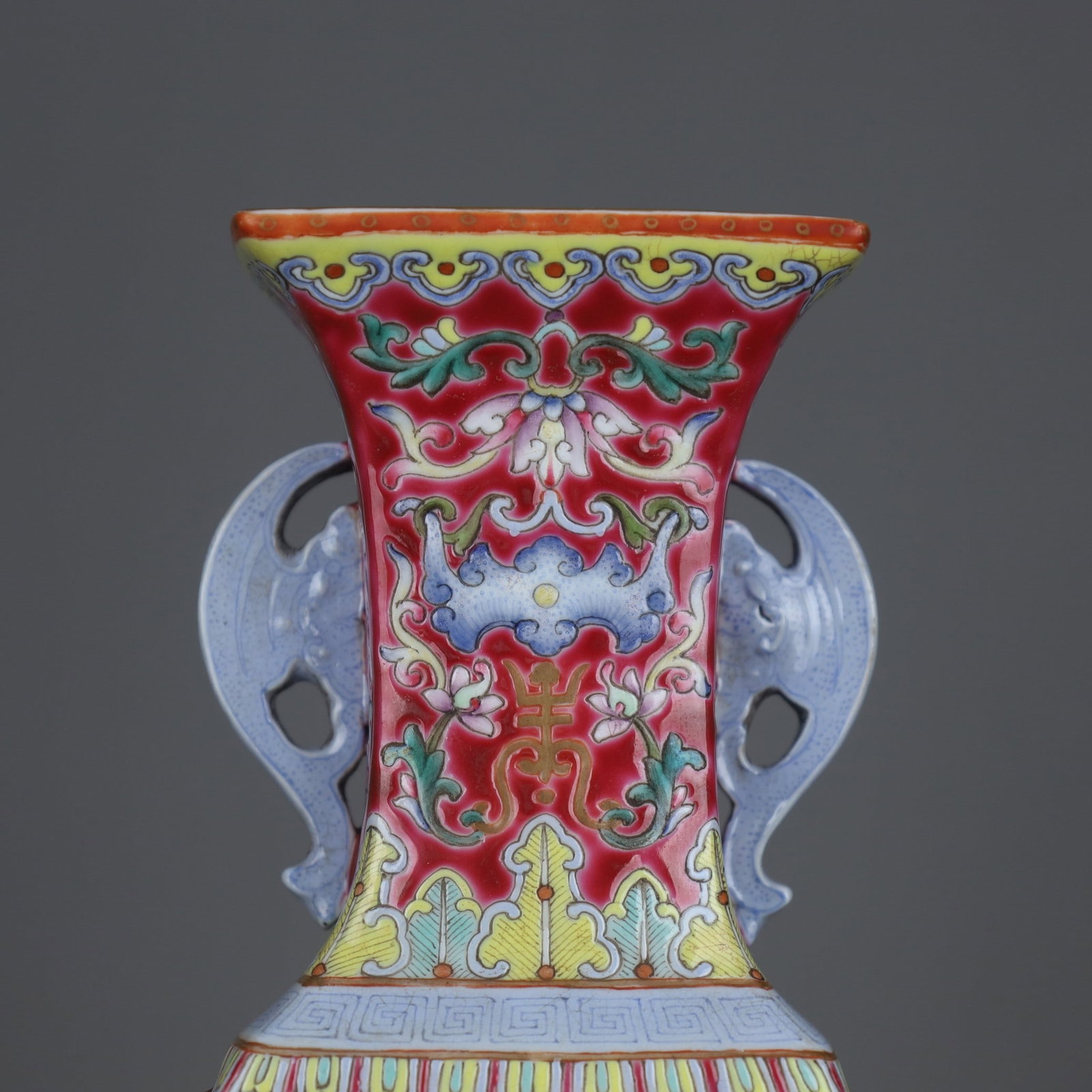 A Exquisite Ruby Red Ground Famille Rose Flower Pattern Vase - 5