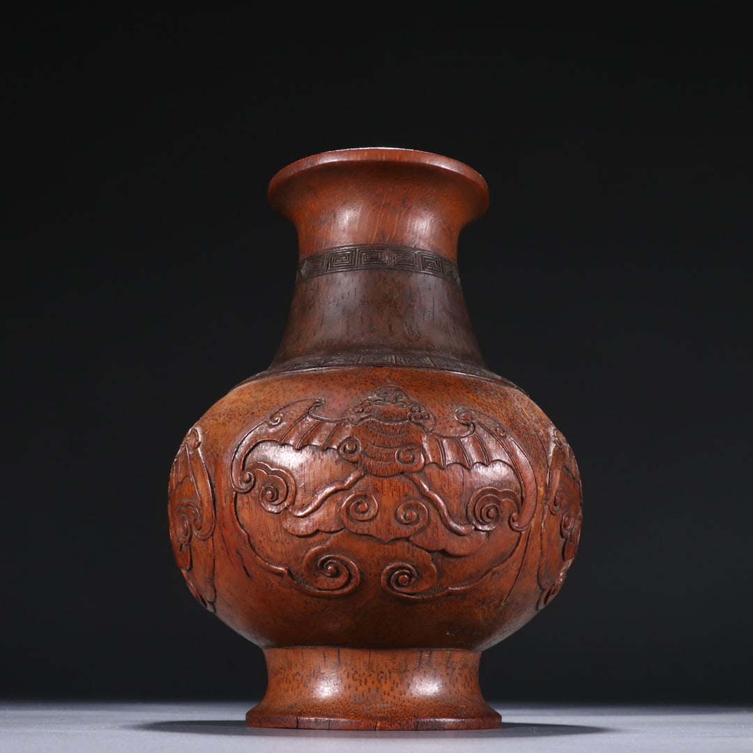 A Exquisite Bamboo Fu and Cloud Pattern Vase