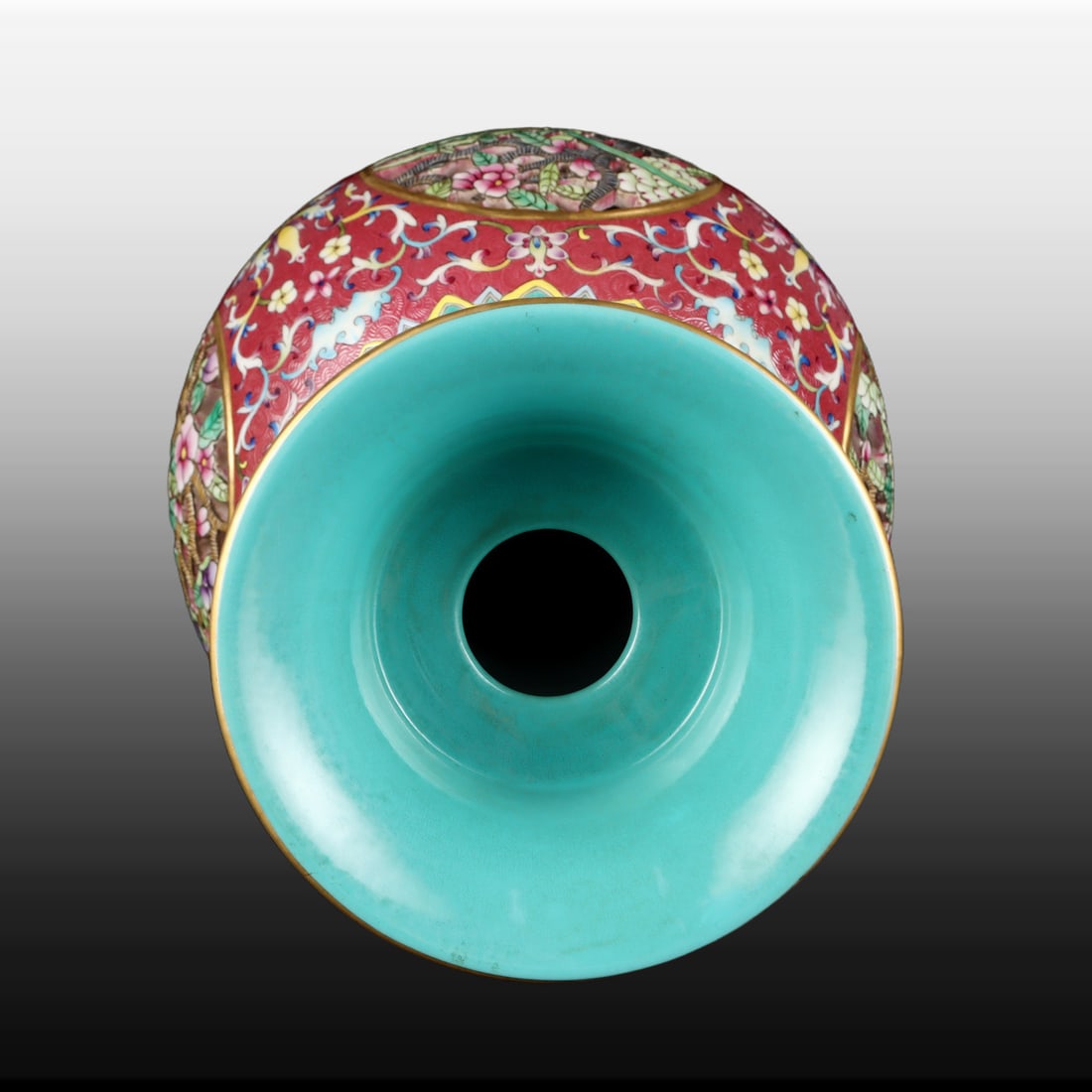 A Exquisite Ruby Red-Glazed Painted Gold Flower Pattern Vase - 7