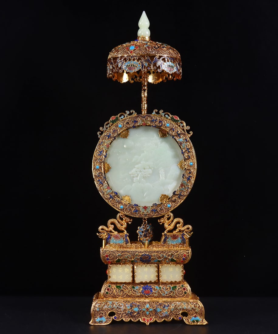 A Exquisite Filigree Gilt Inlaid Hotan Jade Screen: A Exquisite Filigree Gilt Inlaid Hotan Jade Screen,Qing Dynasty, China,Qianlong Four-character Mark,Size:20.1inx7.3inx4.9in,Weight:1700g
