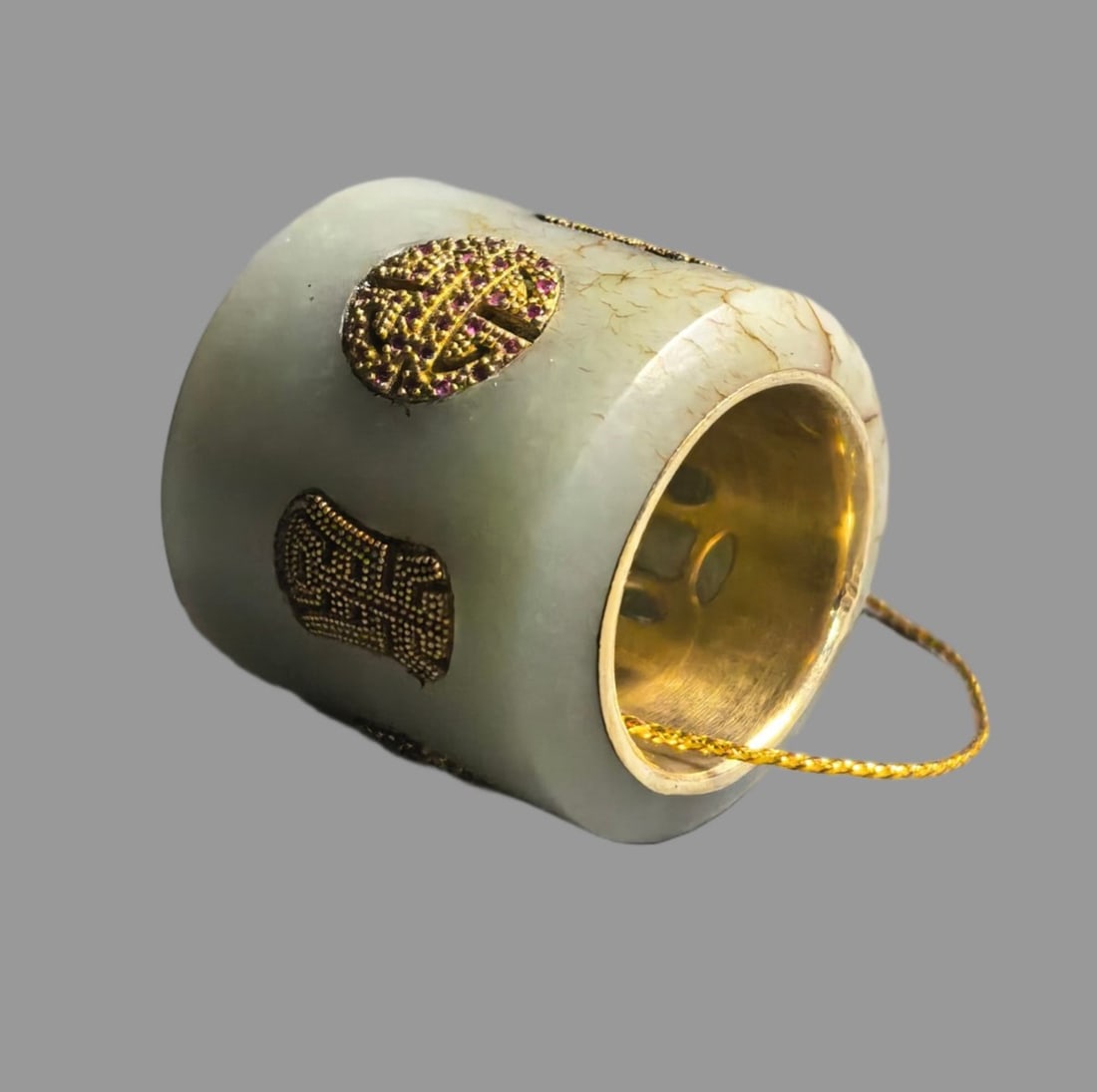A Exquisite White Jade Thumb Ring - 4