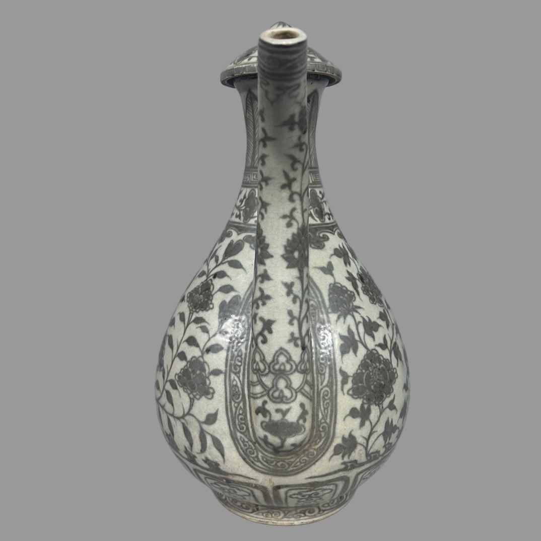 A Exquisite Underglaze-Red Lotus Pattern Ewer - 3