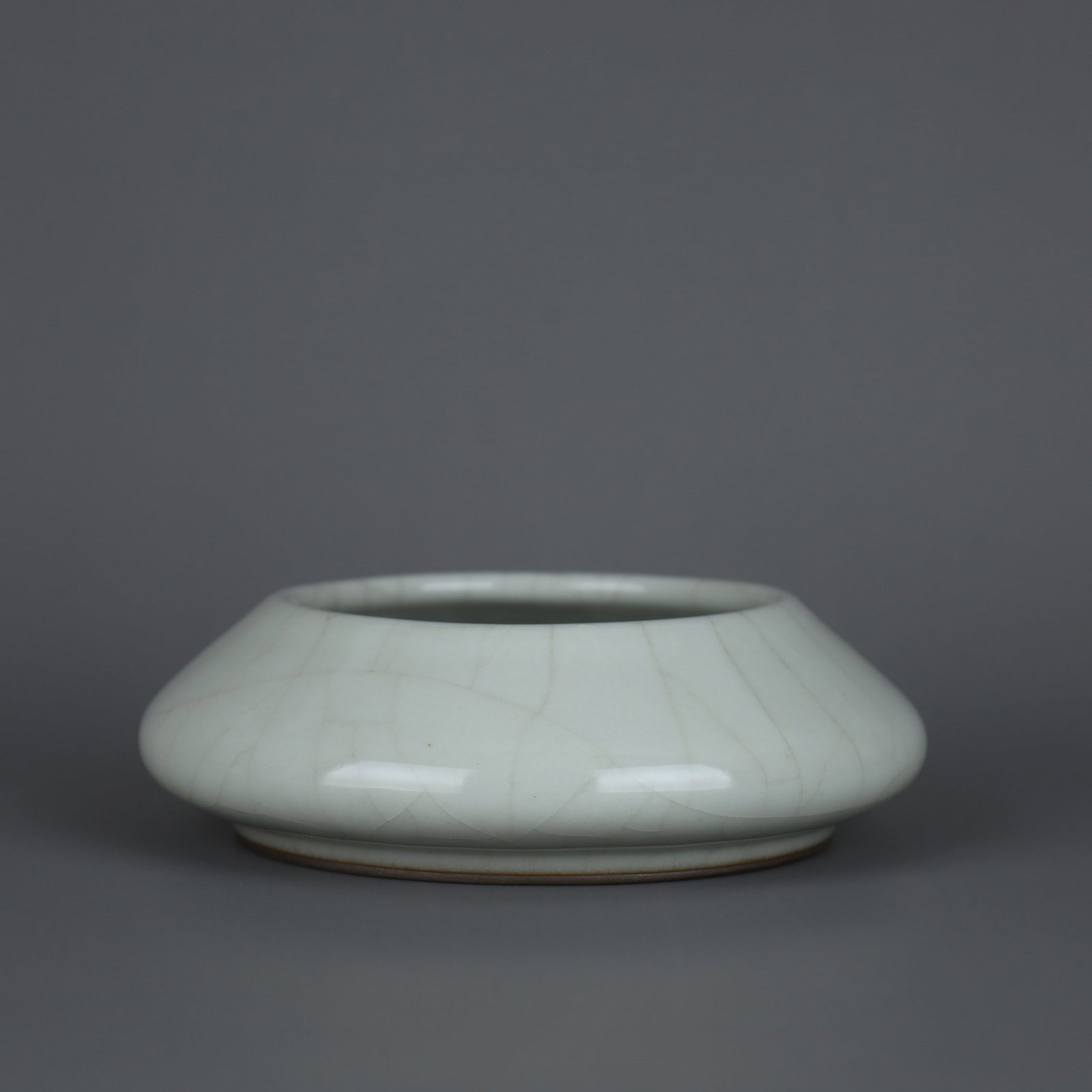 A Exquisite Ge Glaze Water Pot (1 of 9)