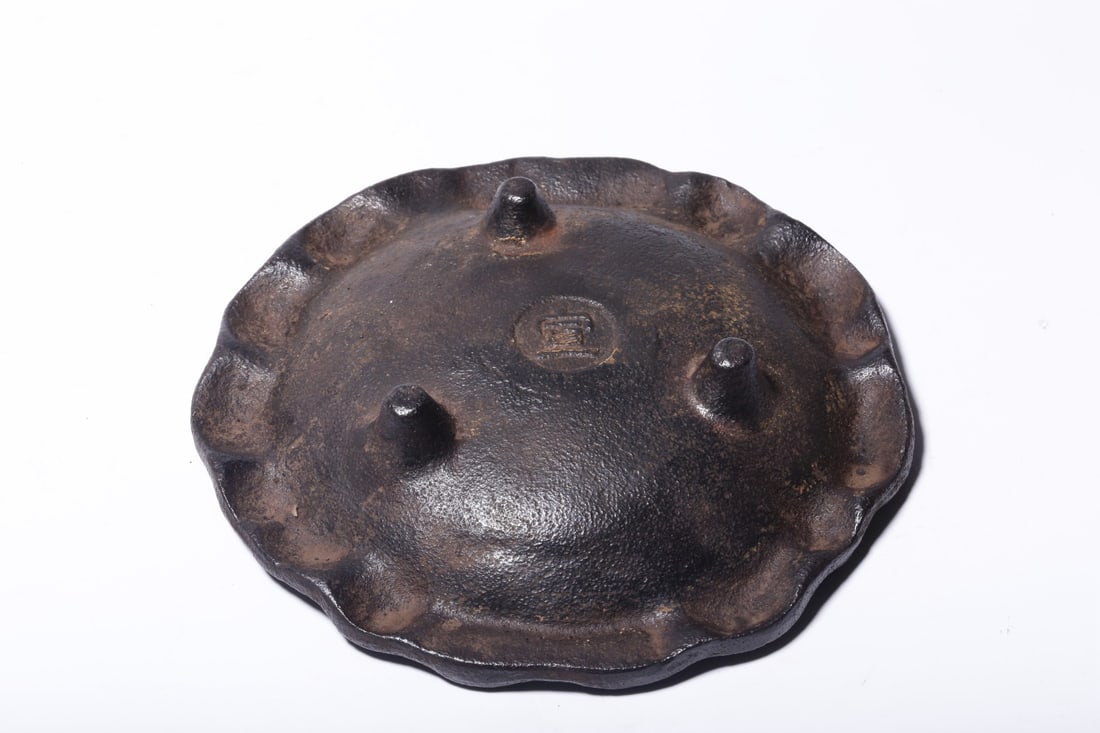A Exquisite Iron Lotus Leaf Pattern Brush Washer - 4