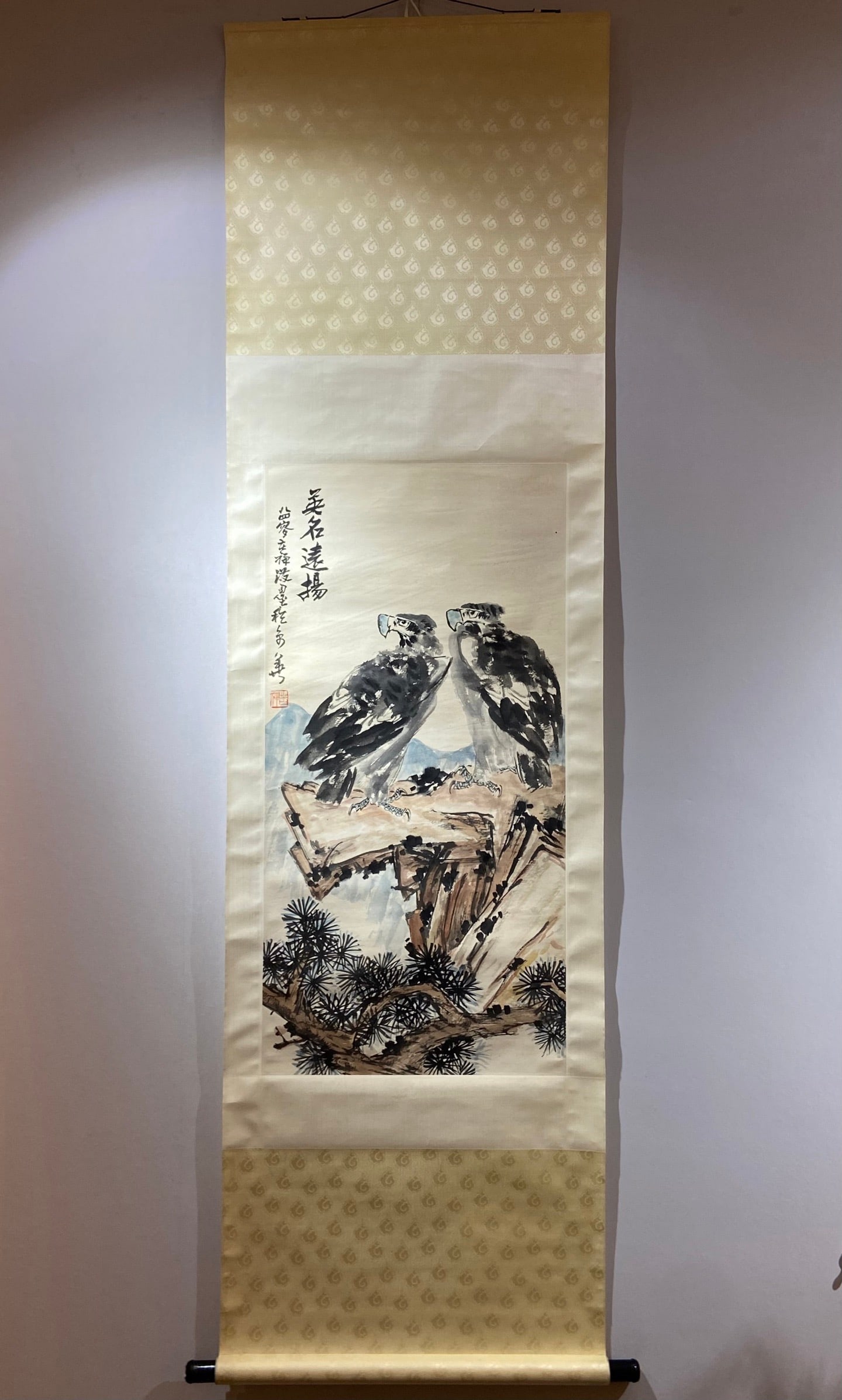 A Chinese Vertical Scroll Ink Painting of Eagle on Paper: A Chinese Vertical Scroll Ink Painting of Eagle on Paper,Modern Time of China,Li Kuchan,withoutframesize:39.4inx19.3in