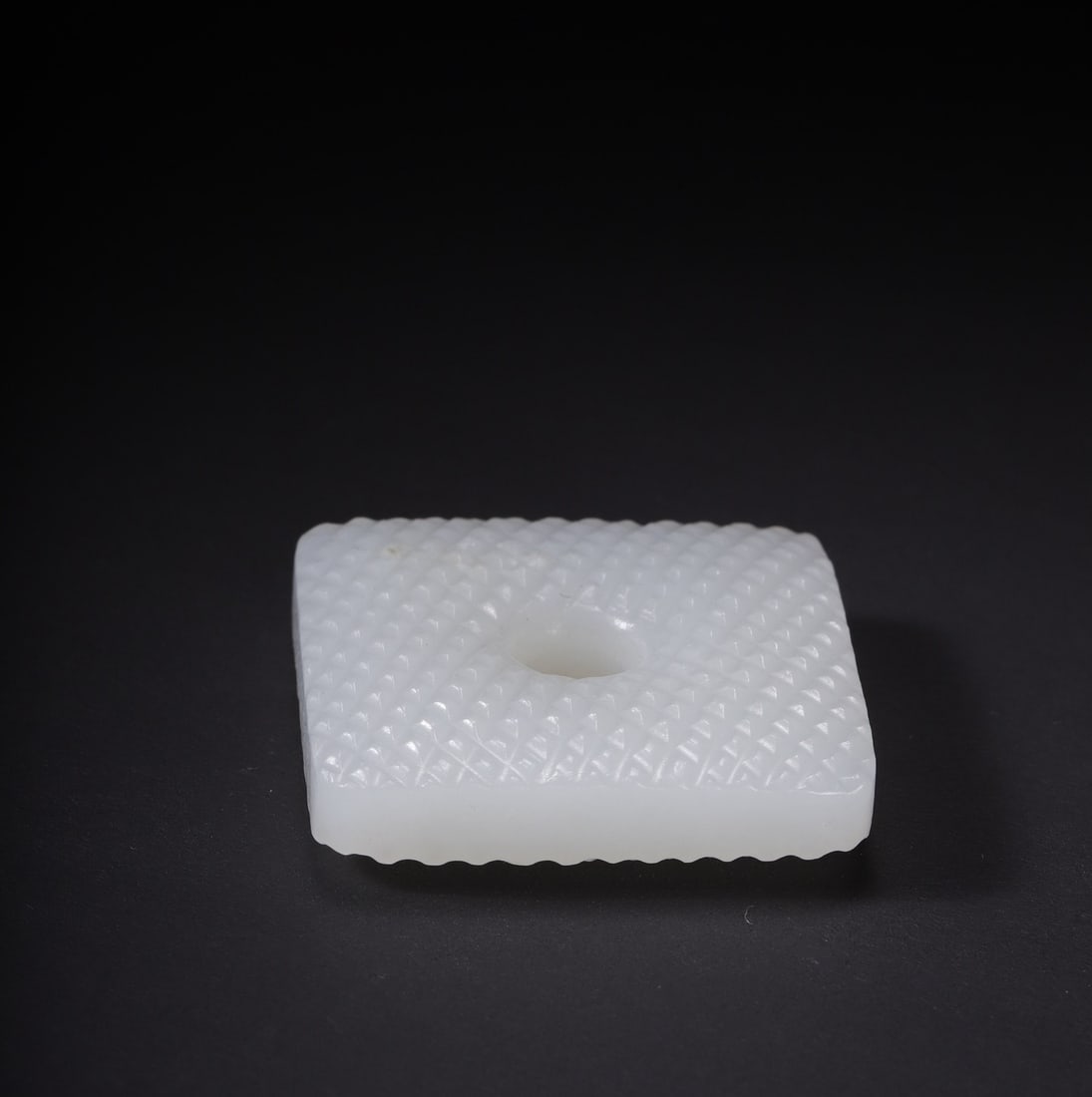 A Exquisite Hotan Jade Pendant: A Exquisite Hotan Jade Pendant,Qing Dynasty, China,Size:1.4inx1.4inx0.4in,Weight:25.8g 和田玉佩,中国清代