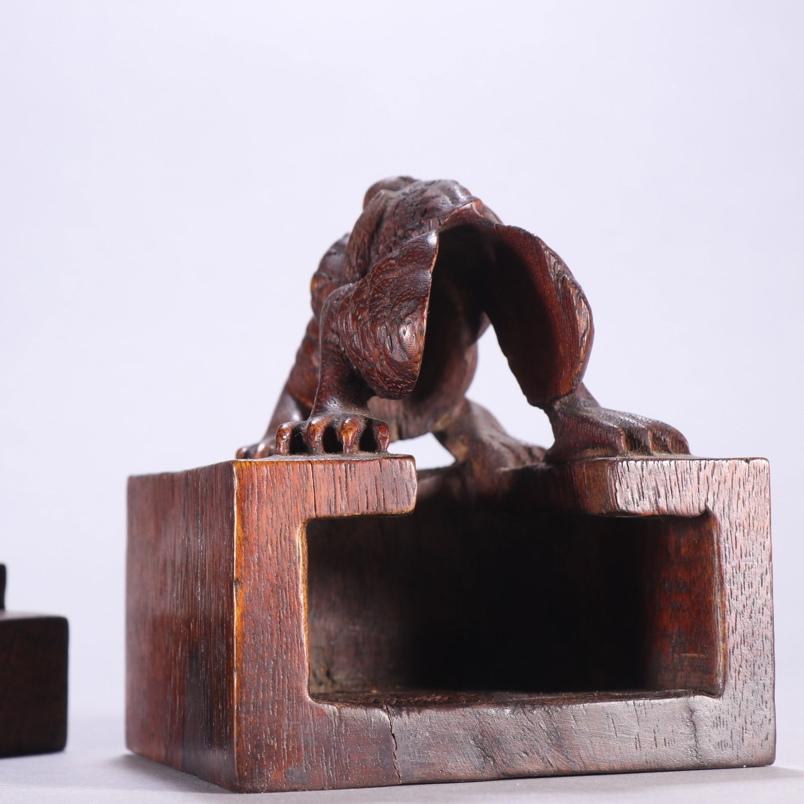A Exquisite Eaglewood Dragon Pattern Seal - 8