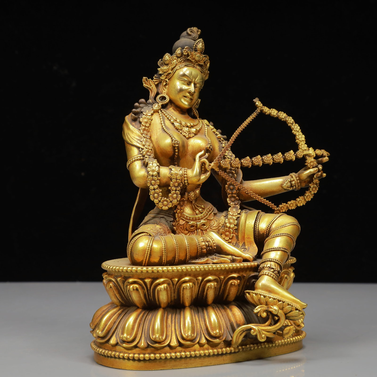 A Solemn Gilt Bronze Buddha Statue - 7