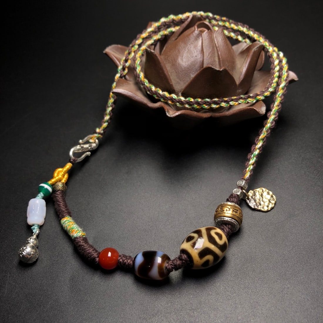An Exquisite Dzi Bead Necklace - 3