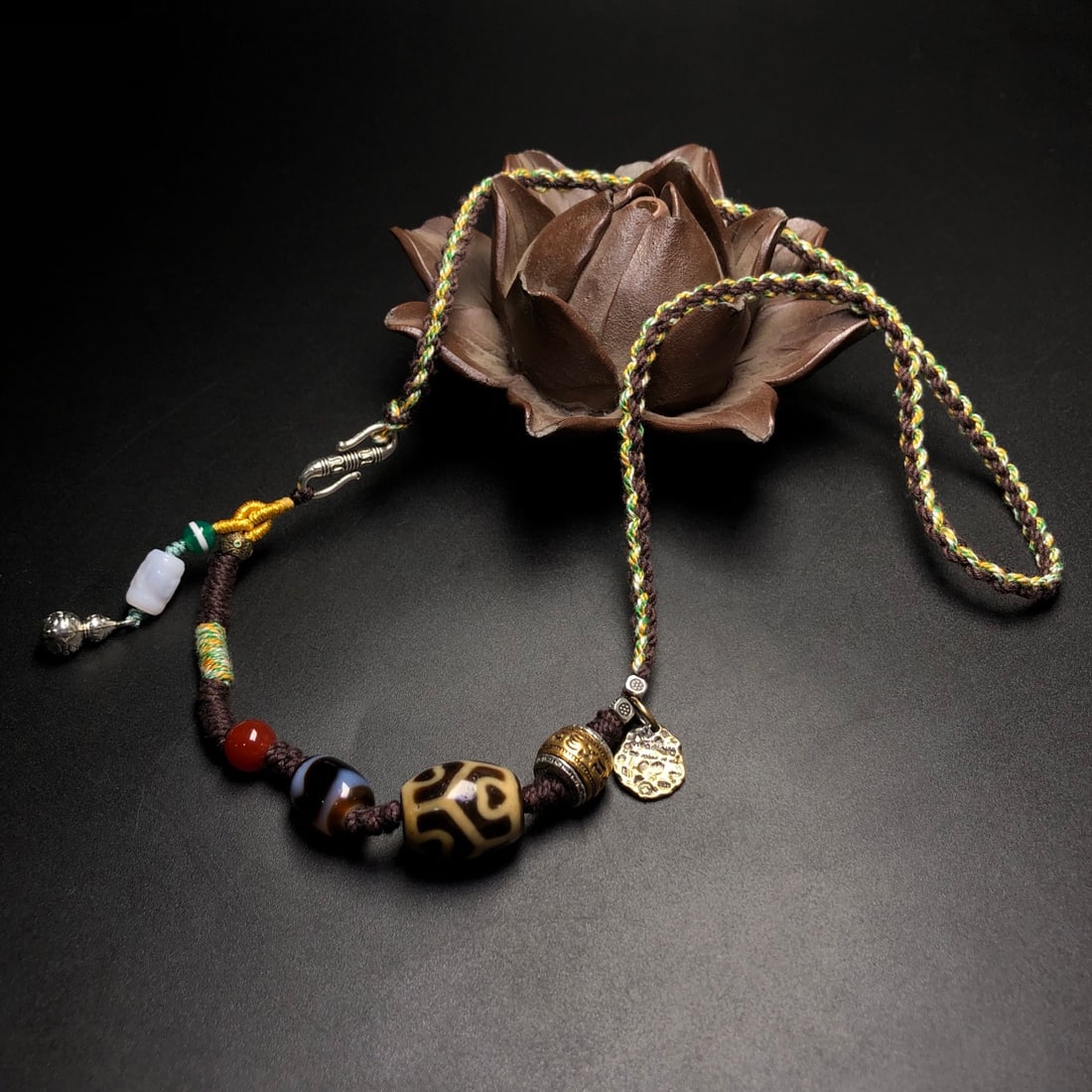 An Exquisite Dzi Bead Necklace - 4