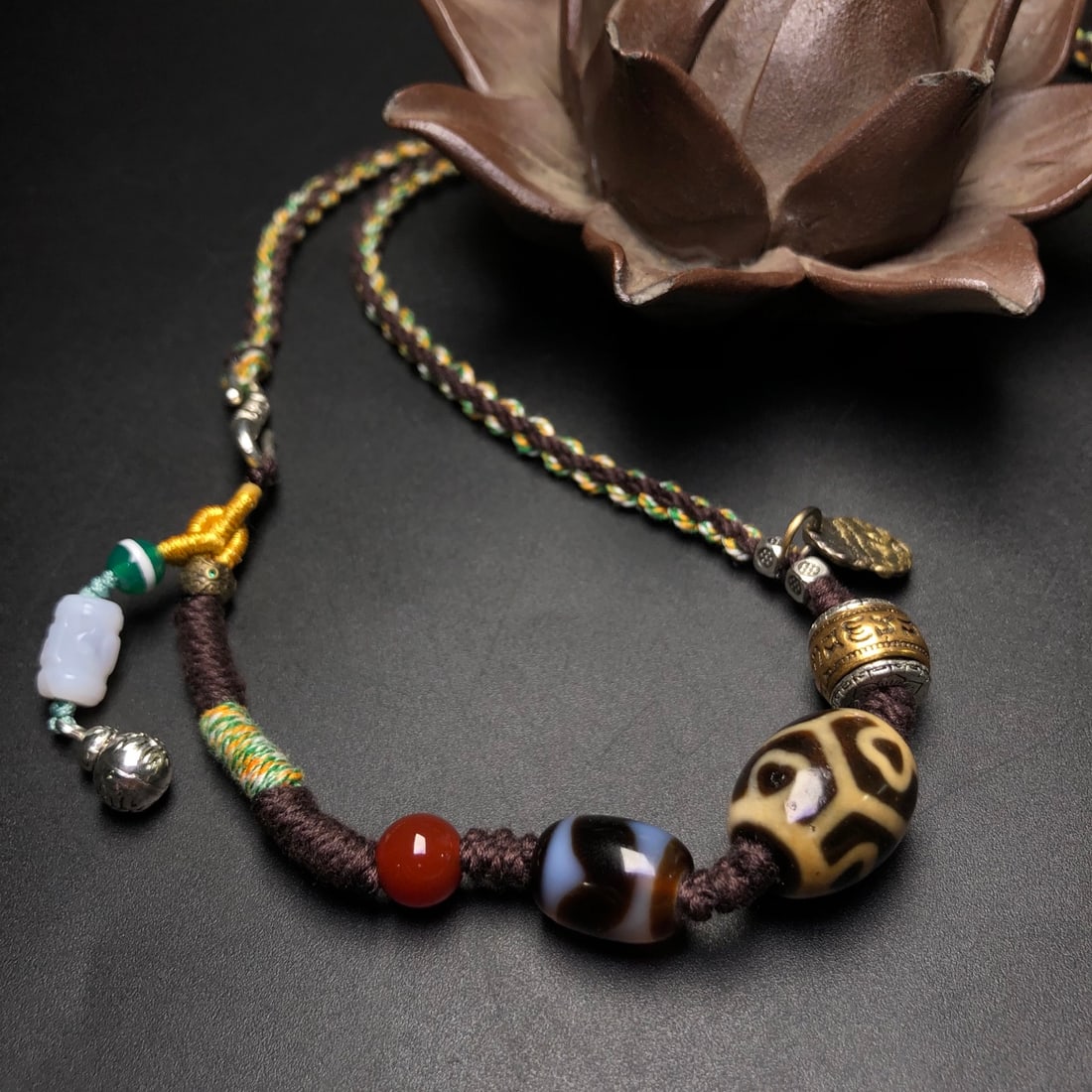 An Exquisite Dzi Bead Necklace - 7