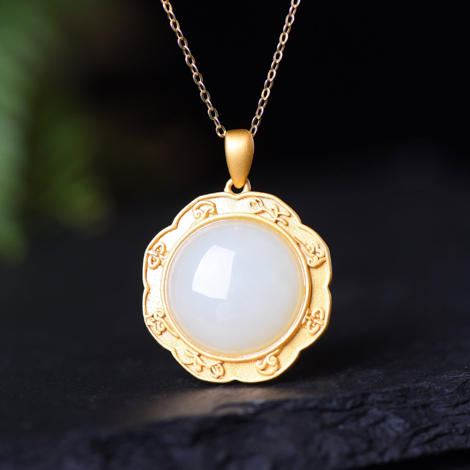 An Exquisite Sterling Silver-Gold Plated Inlaid White Jade Pendant - 4