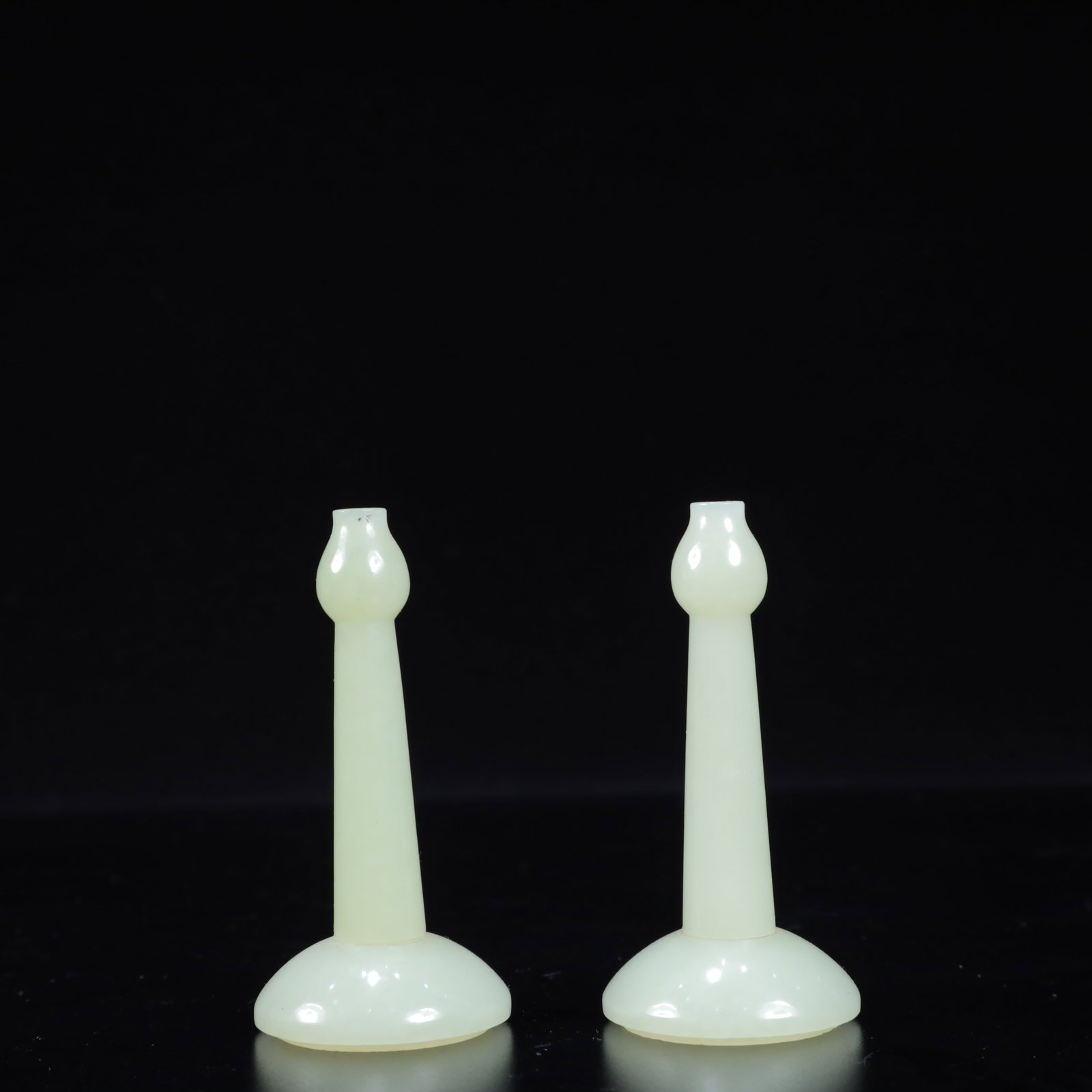 A Pair of Exquisite White Jade Inlaid Gems Character and Story Pattern Vase - 7