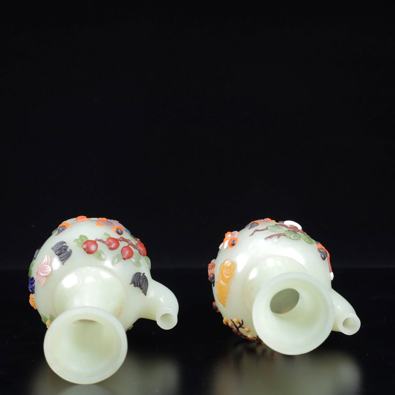 A Pair of Exquisite White Jade Inlaid Gems Character and Story Pattern Vase - 8