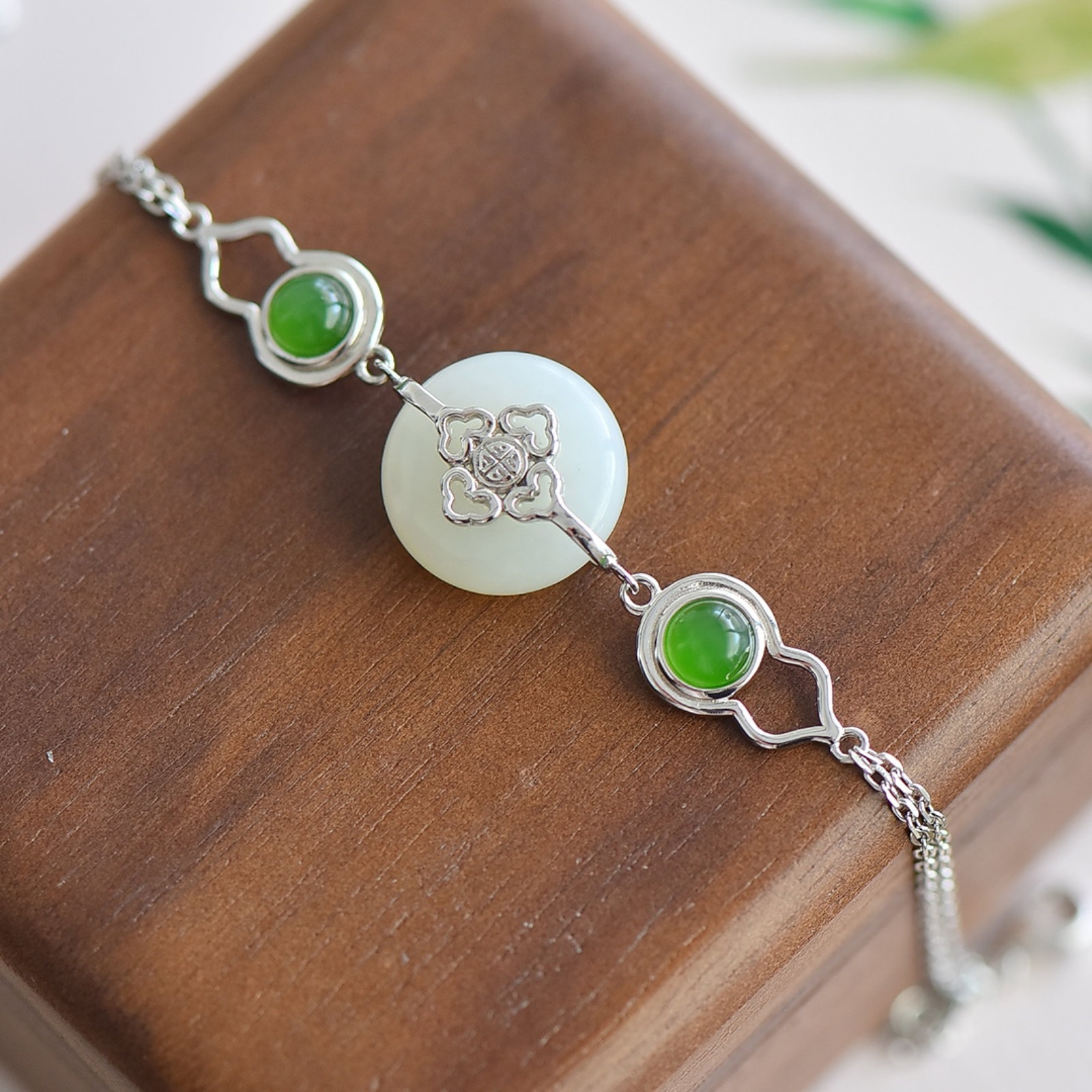 An Exquisite Sterling Silver Inlaid White Jade Bracelets,Inlaid Jasper - 2